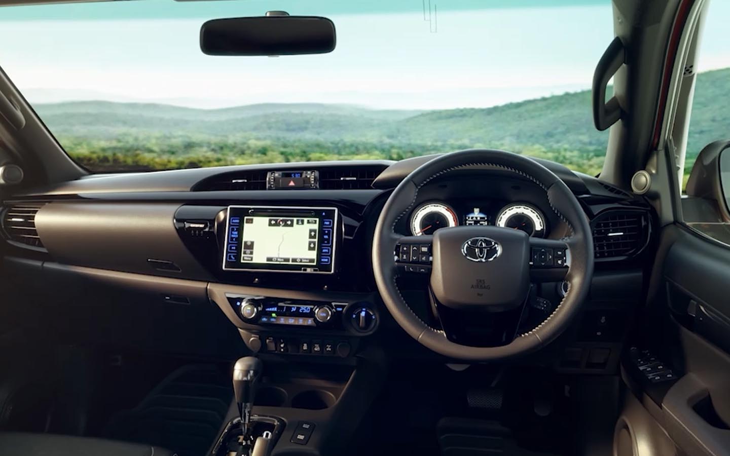 Toyota-HiLux-Technology-01