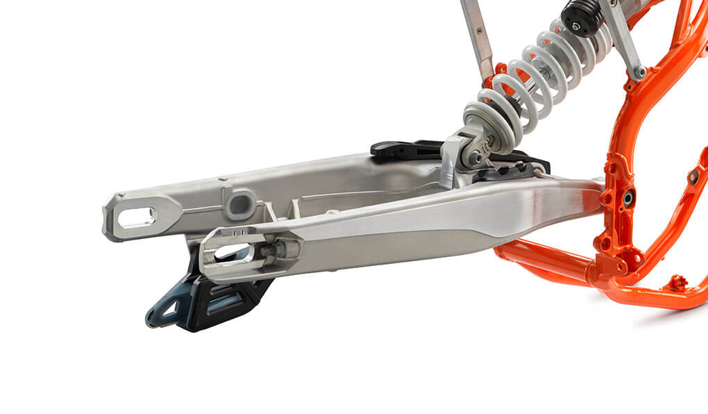 SWINGARM