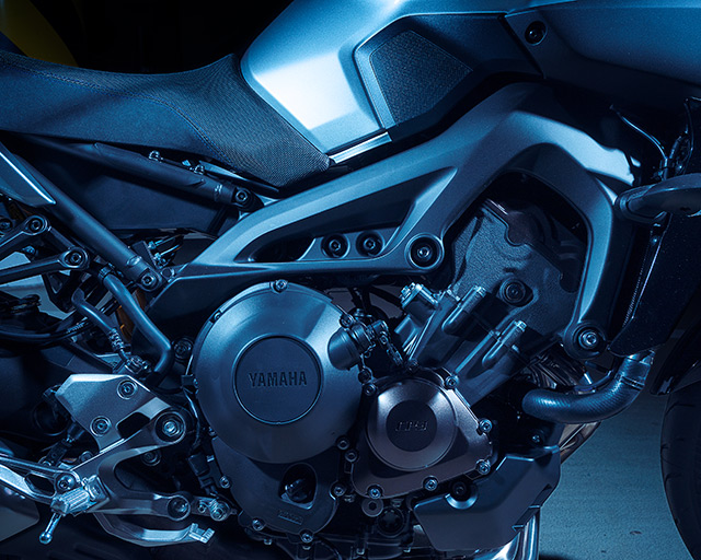 Compact and Lightweight Liquid-Cooled CP3 Engine