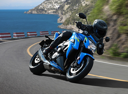MY19 GSX-S1000 - Own The Street
