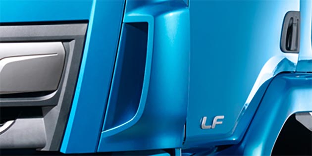 aerodynamic corner deflectors