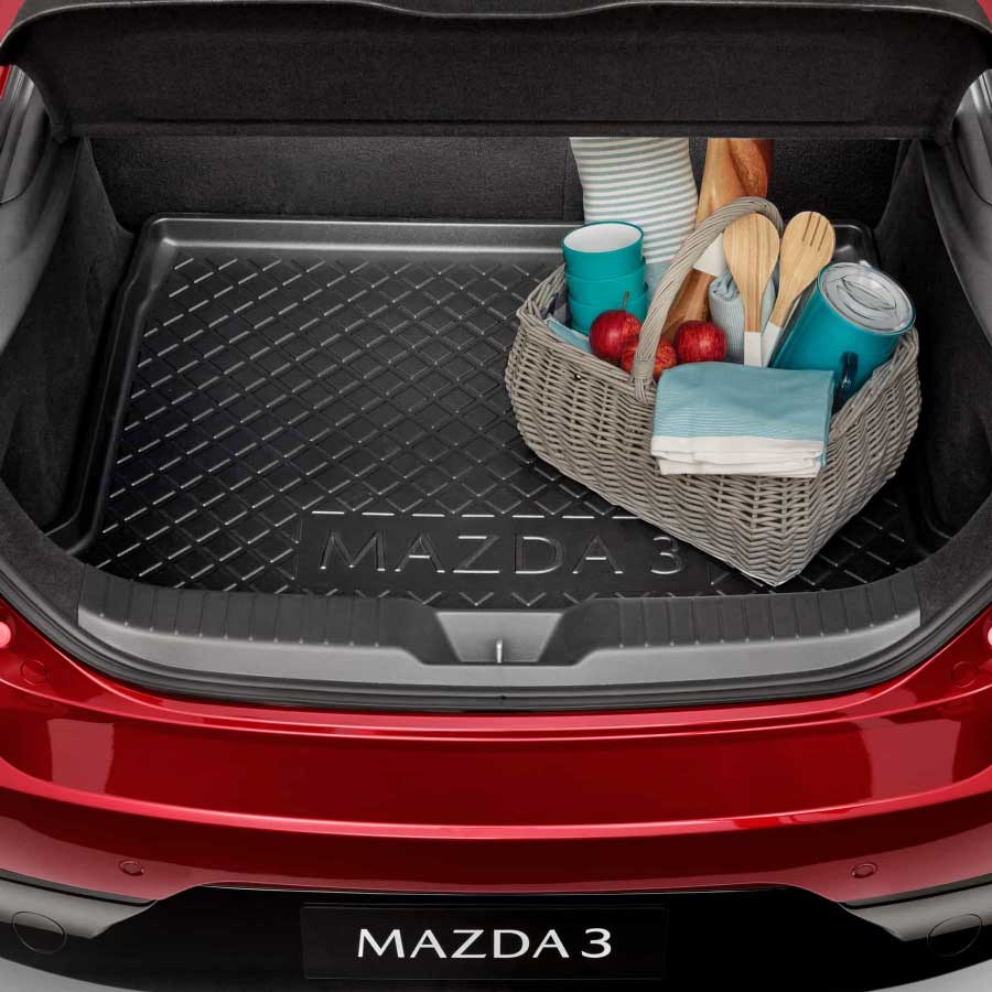 mazda3_hatch_cargo_tray