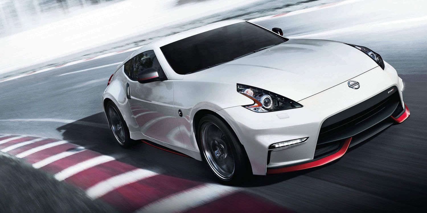 370z-nismo-race-track