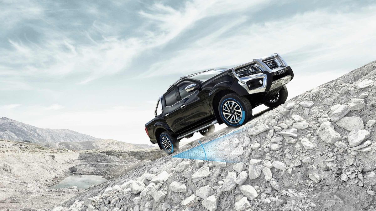 navara_nim_hill_start_assist