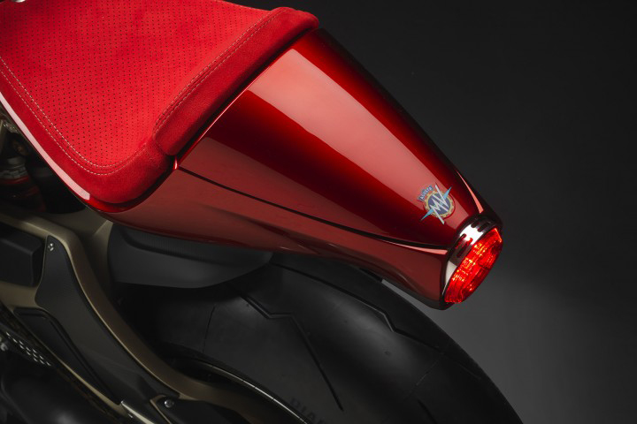 Super Veloce 800 Serie Oro Details