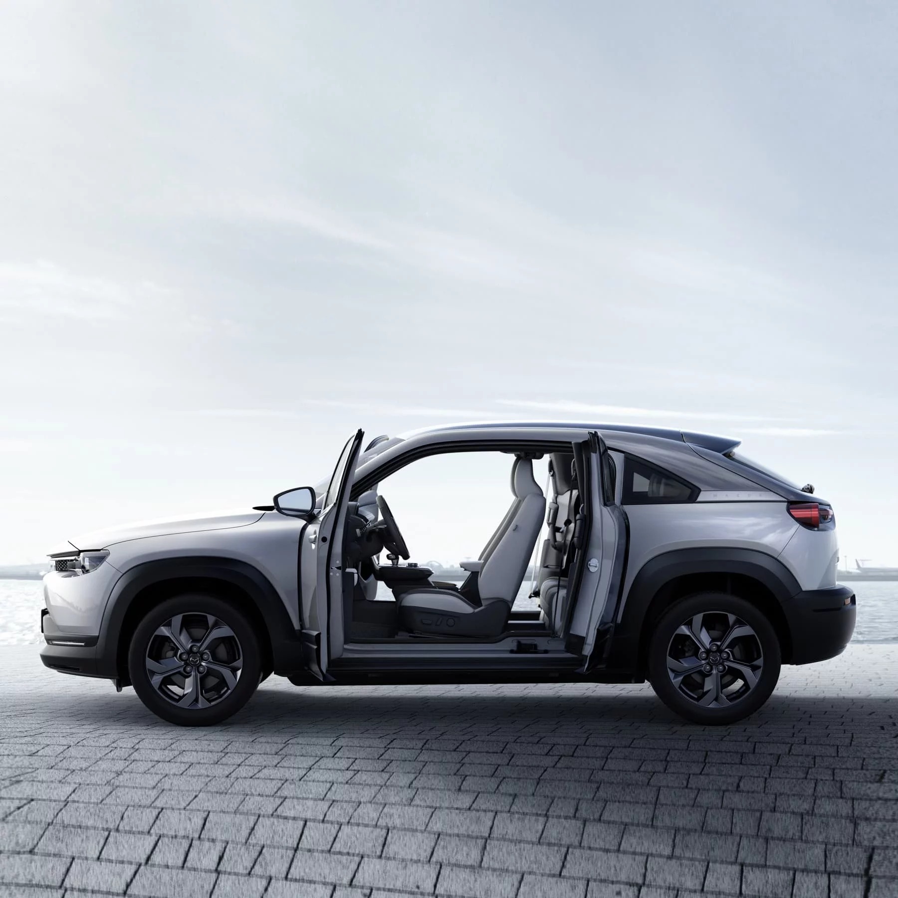 05_techgrid_prereveal_1800x1800