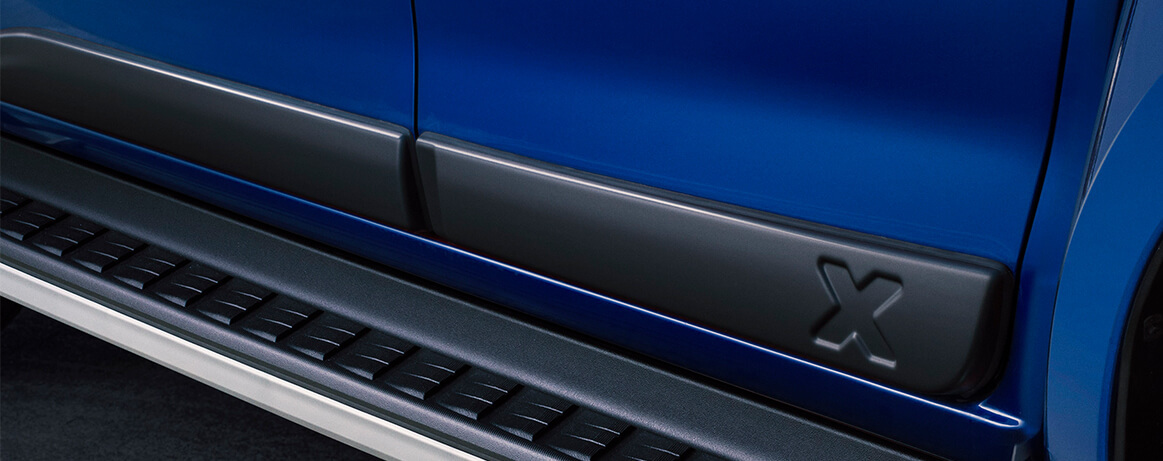 X-Embossed Side Door Moulding
