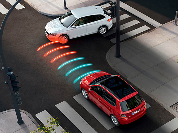 &Scaron;koda Fabia Hatch | Front Assist with City Emergency