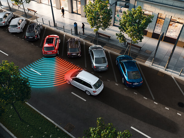 Karoq Rear Traffic Alert