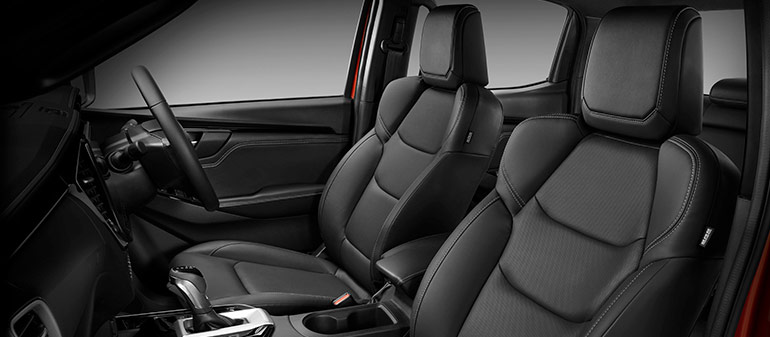 Leather Seats<sup>§</sup>