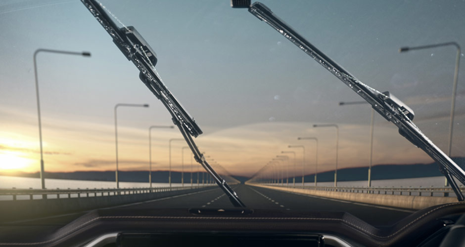 Wiper blade reverse function
