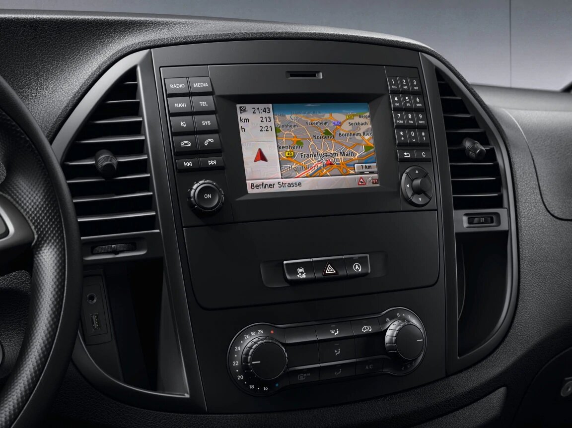 Active Distance Assist DISTRONIC