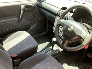 2000 Holden Barina