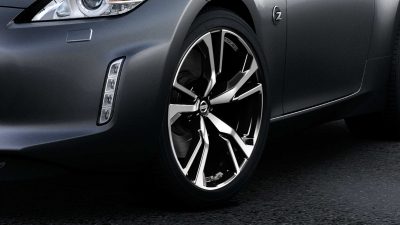 19-inch-alloy-wheels