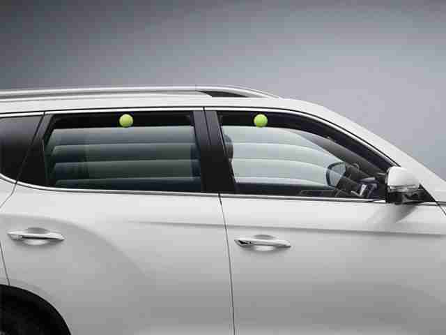 ssangyong-rexton-power-windows