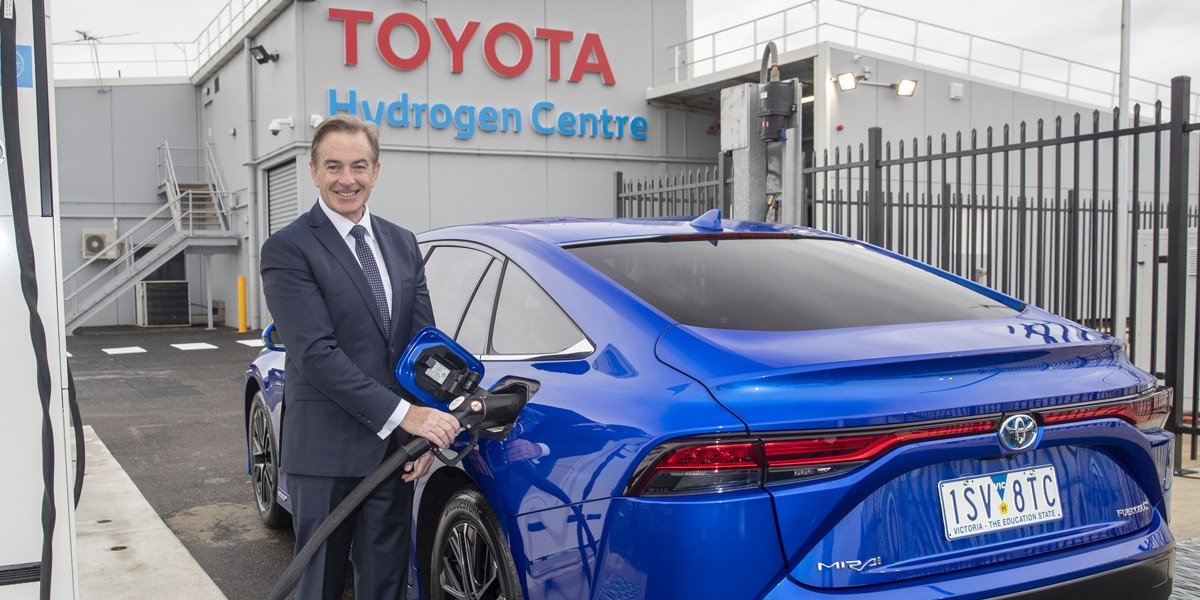 blog large image - FUELLING THE FUTURE AT THE TOYOTA HYDROGEN CENTRE