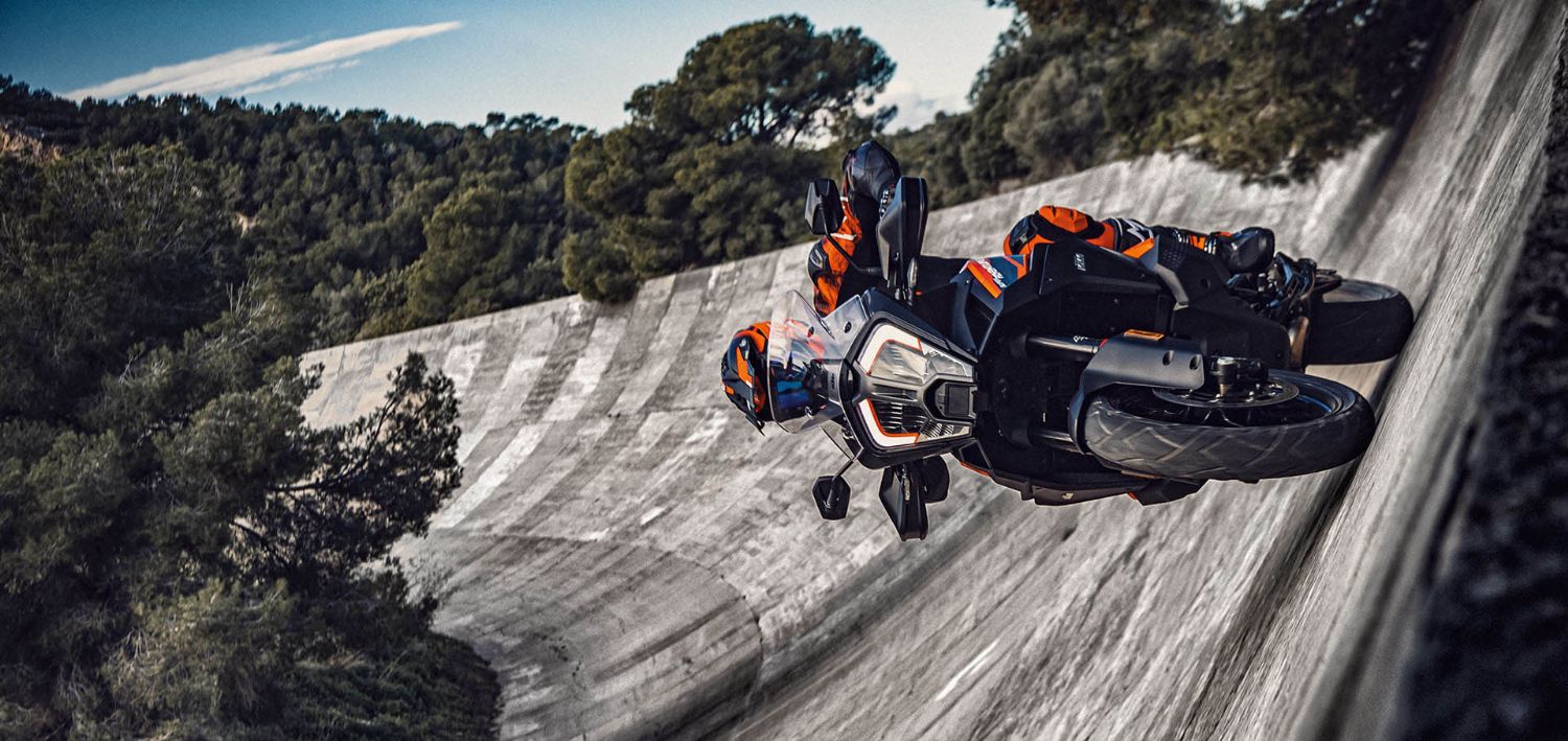 ktm-1290-super-adventure-s-2021