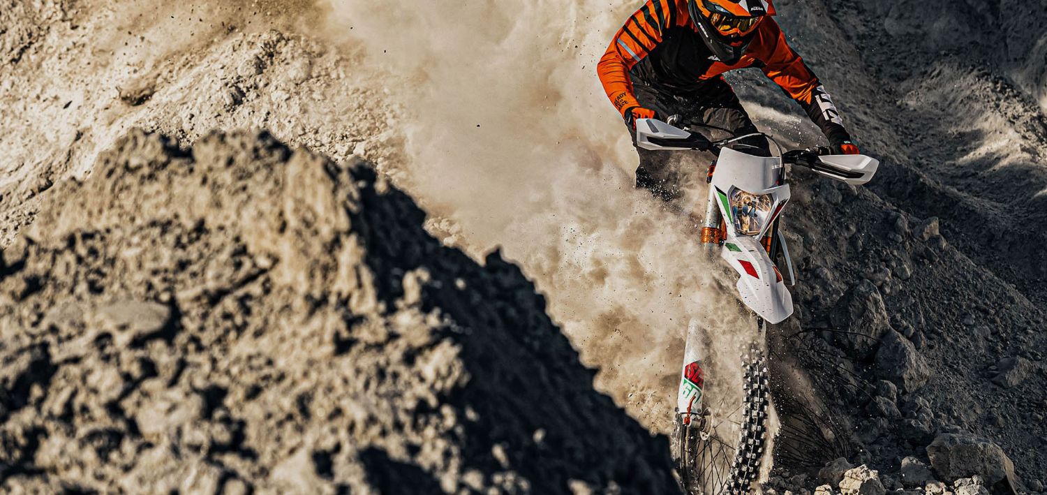 ktm-450-exc-f-six-days-2021