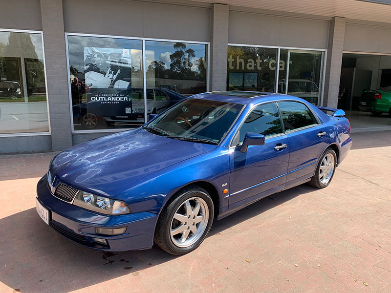 2002 Mitsubishi KJ GTVi Verada Auto Sedan