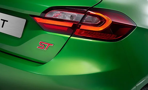 Fiesta-ST-Feature-Tile2