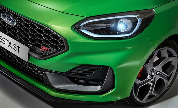 Fiesta-ST-Feature-Tile3