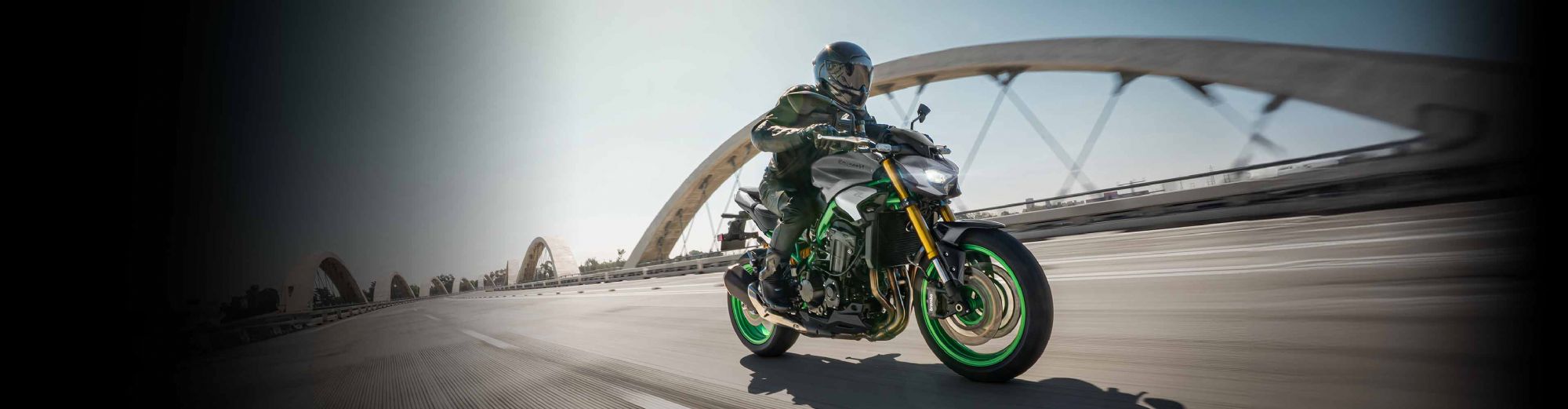 kawasaki-2026-z900-se