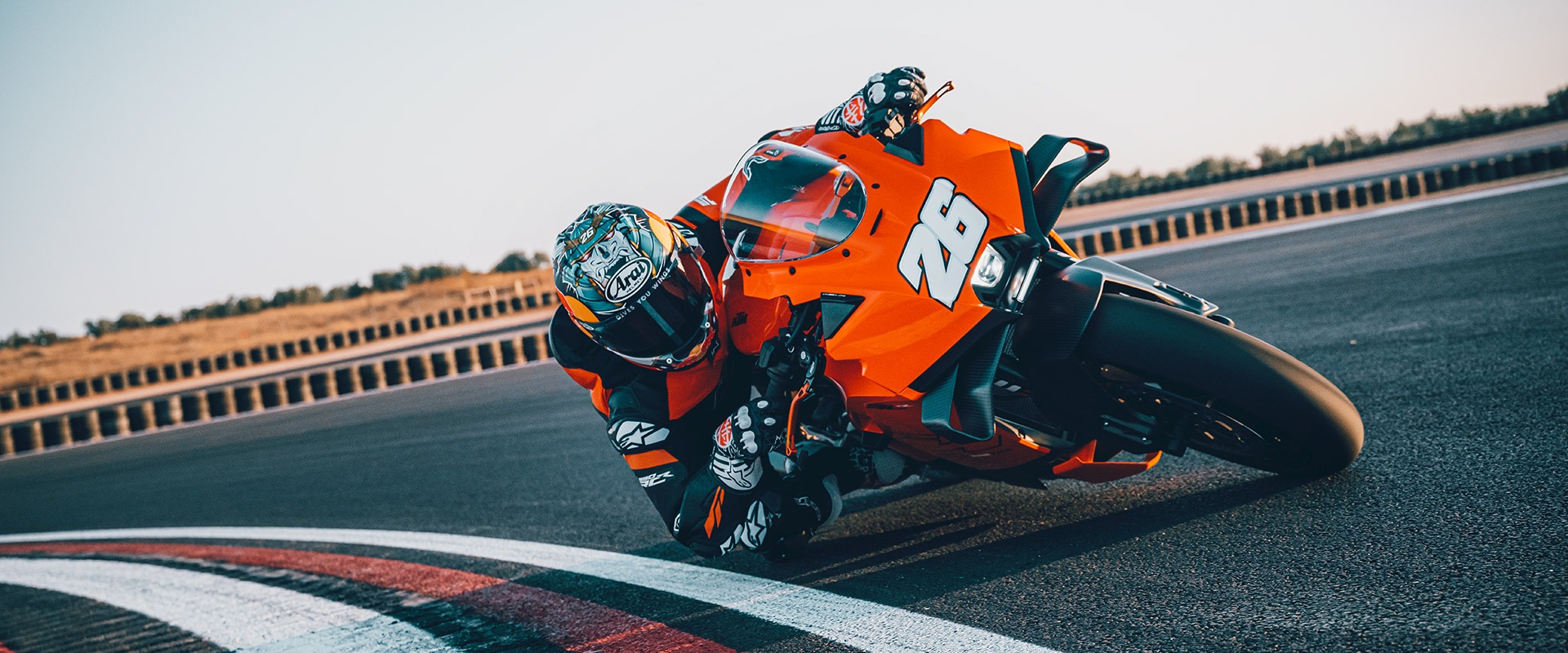 2026-ktm-990-rc-r-banner