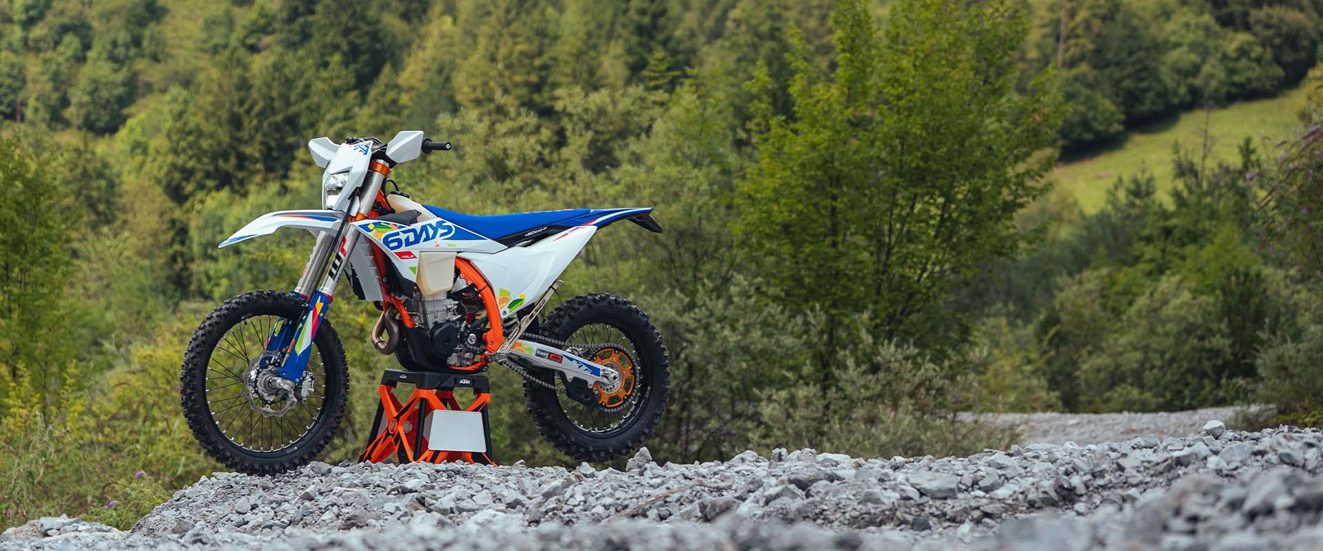 2026-ktm-450-exc-f-6days-banner