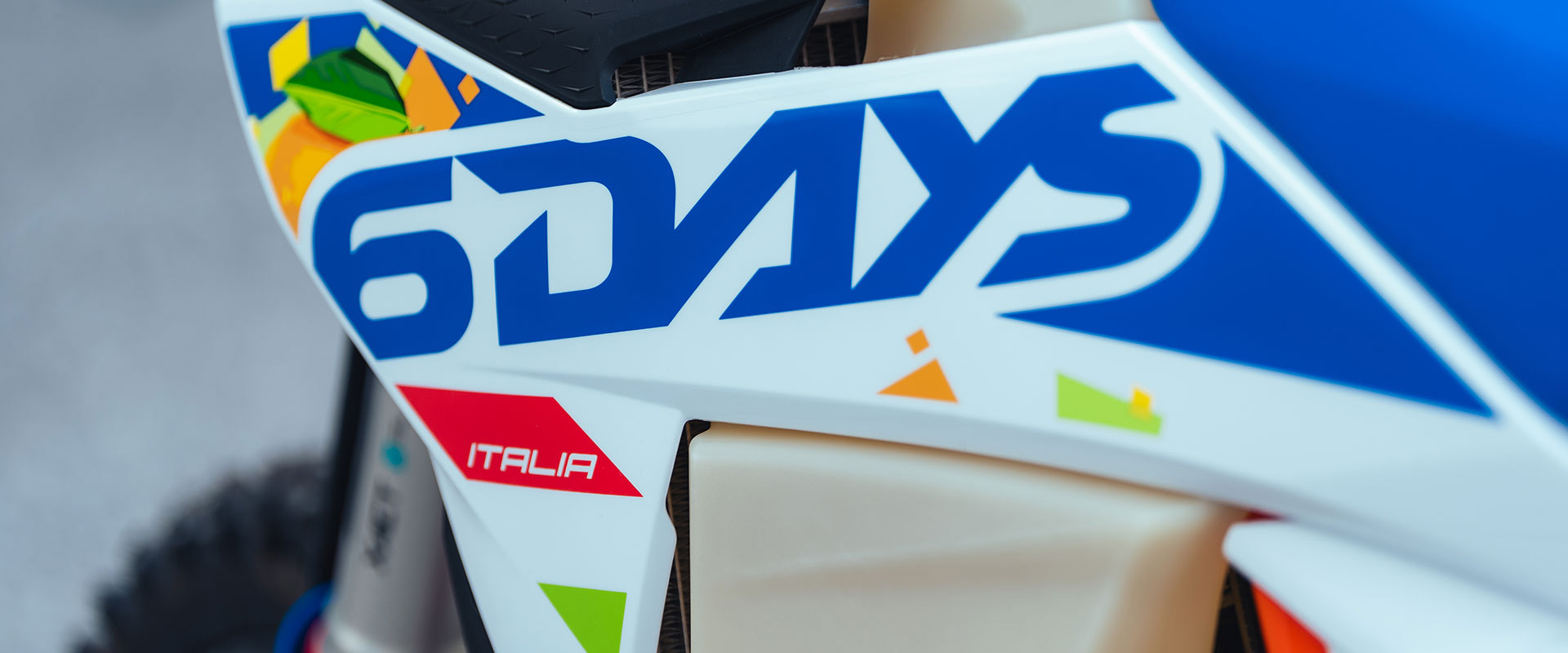 2026-ktm-300-exc-6days-banner