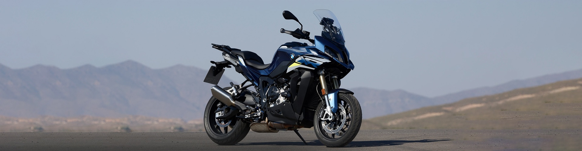 bmw-motorrad-2026-s-1000-xr