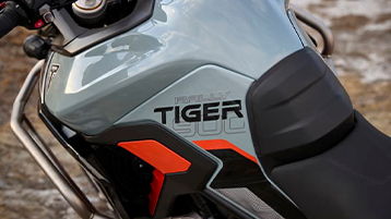Tiger 900 Desert Edition_feature_3_April26_TP