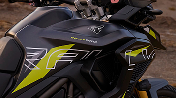 Tiger_1200_Desert_Edition_MY26_feature_1