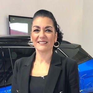 Ms Yvonne Barich