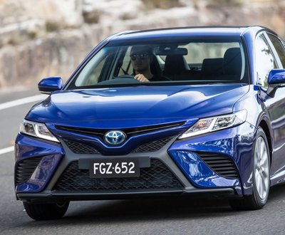 Toyota Camry Hybrid image