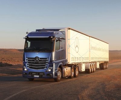 Mercedes-Benz Actros image