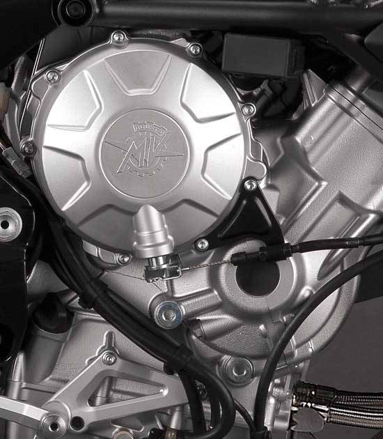 Brutale 675 engine