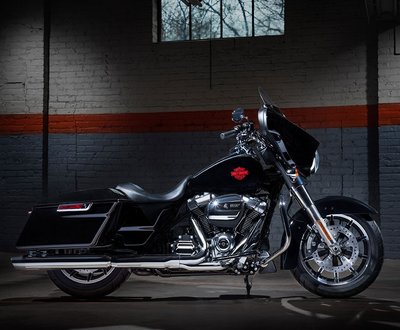 New 2019 Electra Glide® Standard image