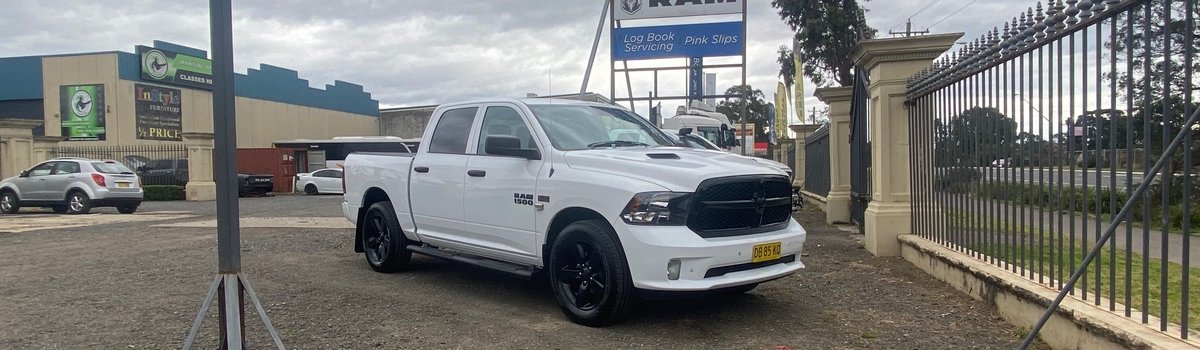 Used 2021 Crew Cab Express Large Image