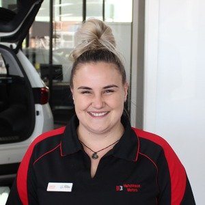 Caitlin Salter