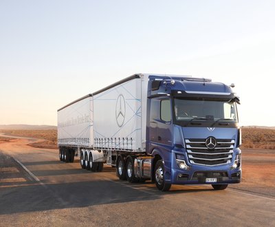 Mercedes-Benz Actros image