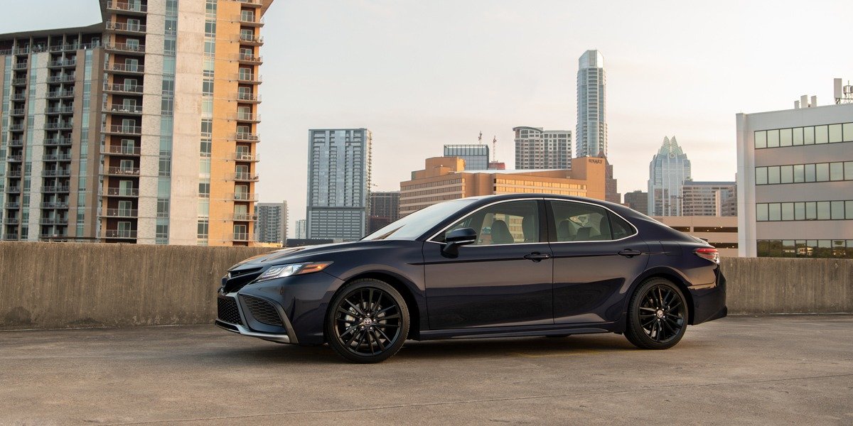 blog large image - TOYOTA FOCUS ON HYBRID, SAFETY AND STYLE FOR FACELIFTED CAMRY