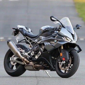 s1000RR image