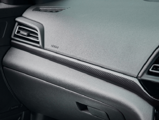 Carbon fibre effect trim.