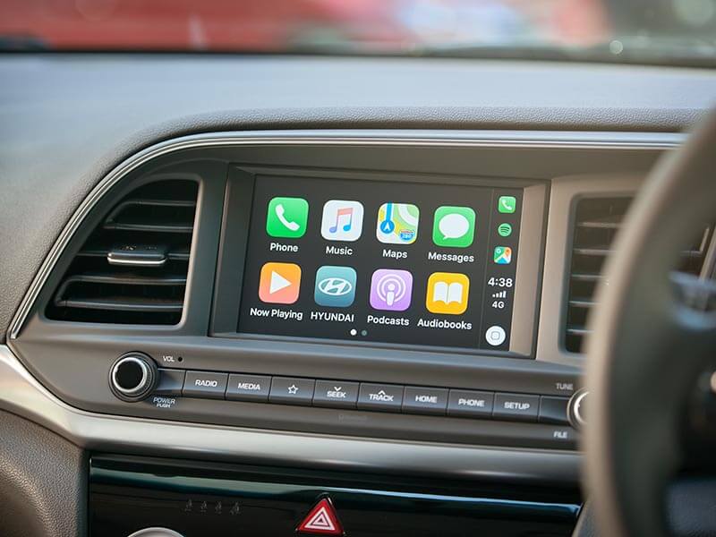 Apple CarPlay™ & Android™ Auto compatibility.