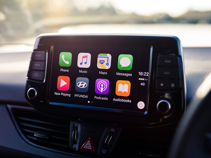 Apple CarPlay™ & Android Auto™ compatibility.