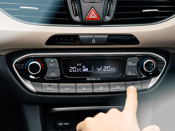 Dual zone climate control.