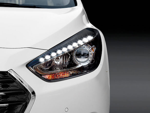 LED Daytime Running Lamps with dusk sensing headlamps.