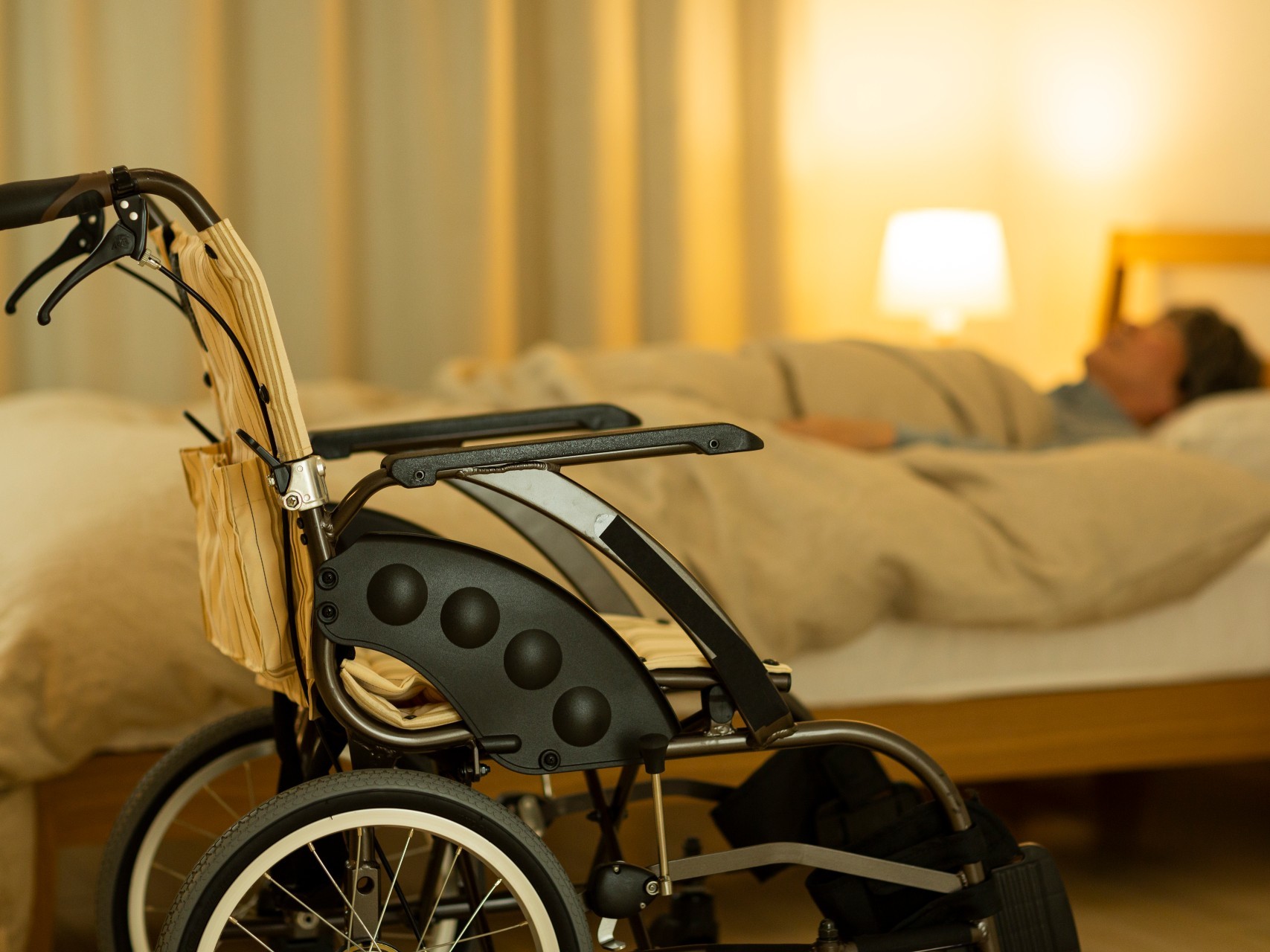 Older person in emergency respite care