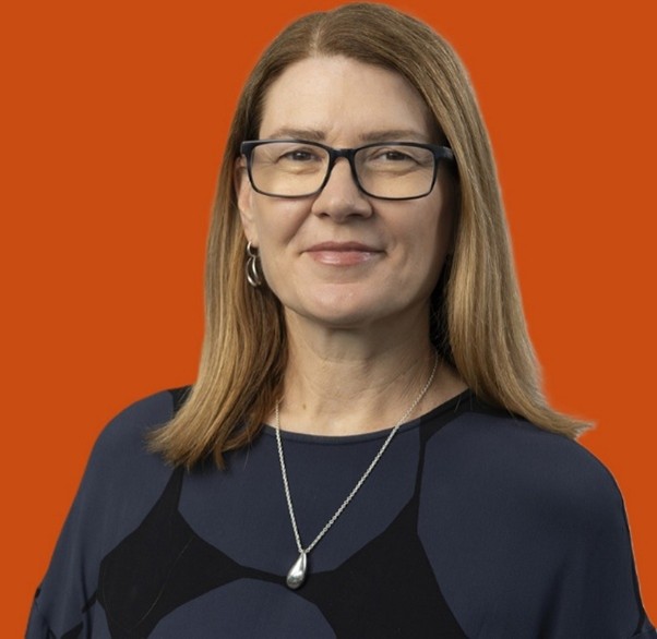 Photo of Fiona  Robards