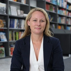 Photo of Sally Dwyer